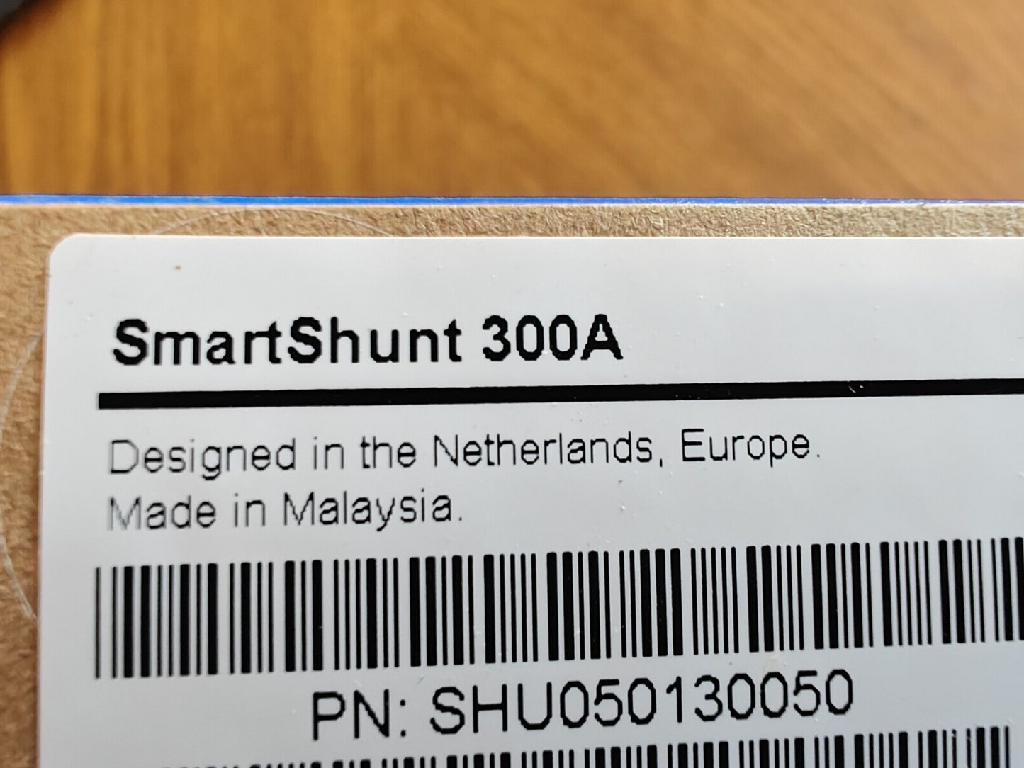 Victron SHU050130050 SmartShunt 300A Battery Monitor Smart Shunt Bluetooth